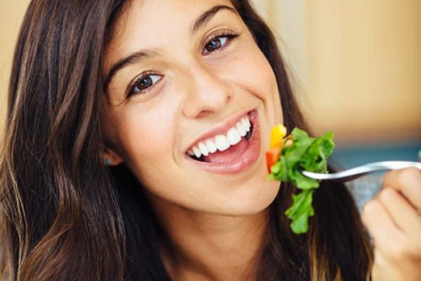 Woman eating healthy